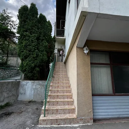 Pear House 1 Апартаменты Сараево